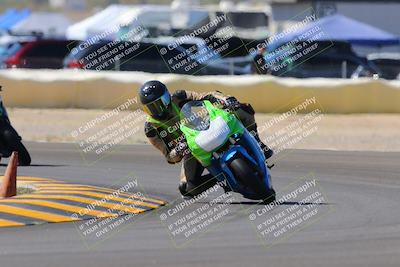 media/Oct-09-2022-SoCal Trackdays (Sun) [[95640aeeb6]]/Turn 2 (1110am)/